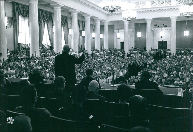 PALME presents "Thes De Gaulle" for ALTUR NENA O AL MAGAZINE - Vintage Photograph