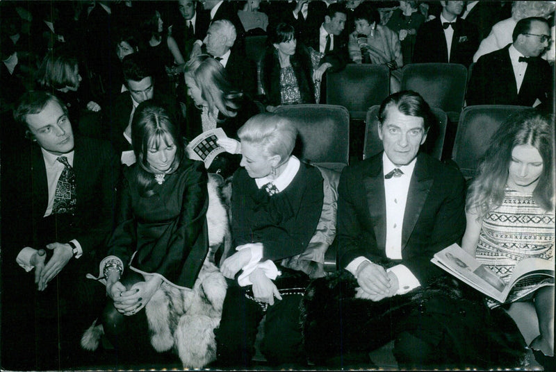 INZEME ANN Mike Marshall, his wife C. Pron Michèle Morgan, Jean Marais - Vintage Photograph