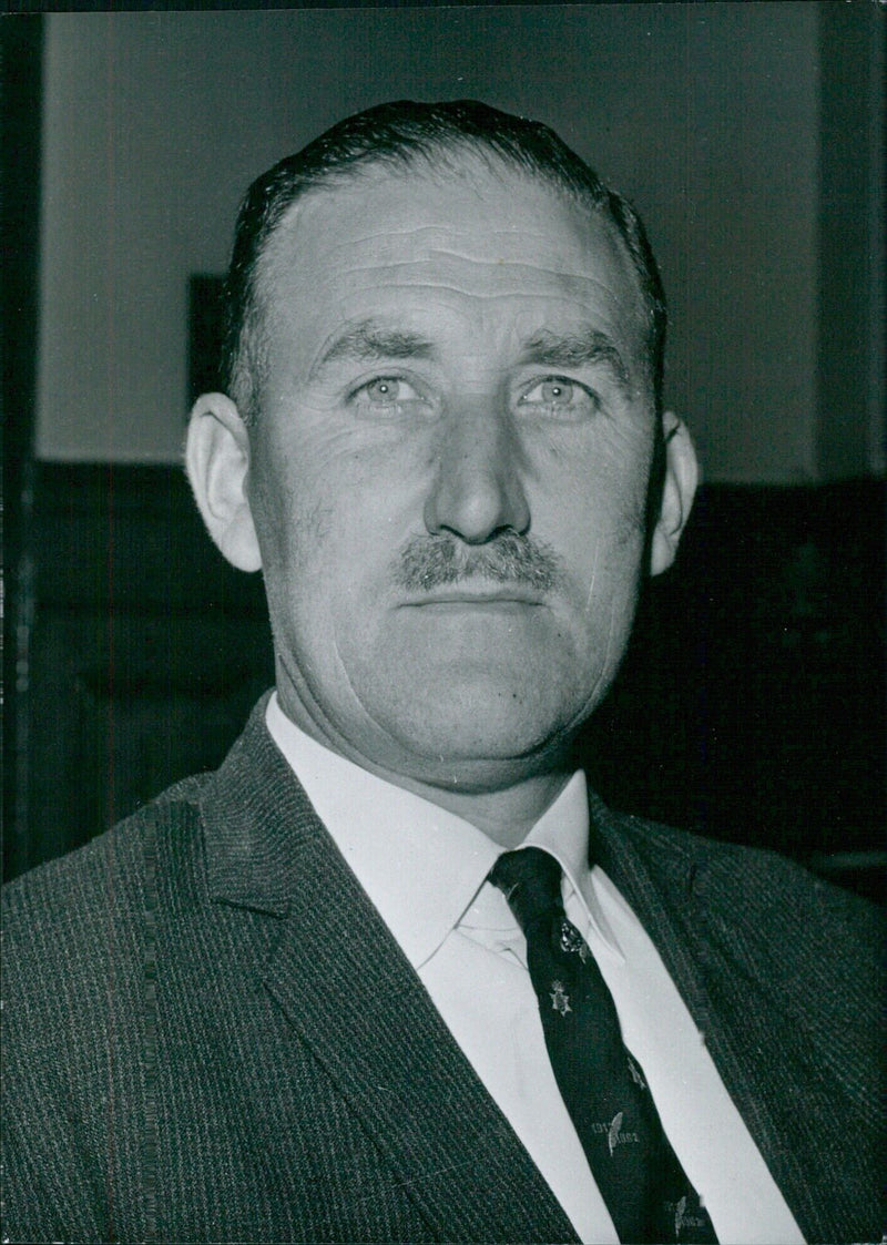 JOHN EDWARD MAGINNIS, M.P. Ulster Unionist Member of Parliament for Armagh - Vintage Photograph