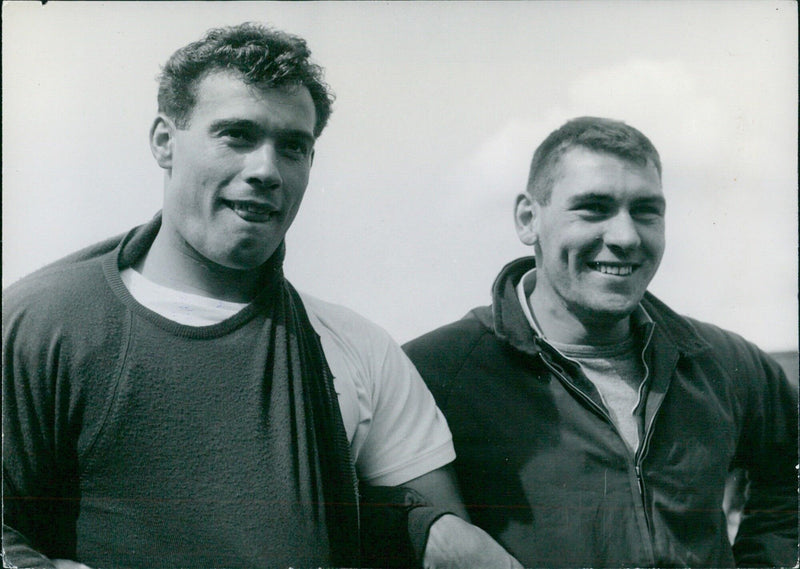 British Athletes: ARTHUR ROWE & MIKE LINDSAY - Vintage Photograph