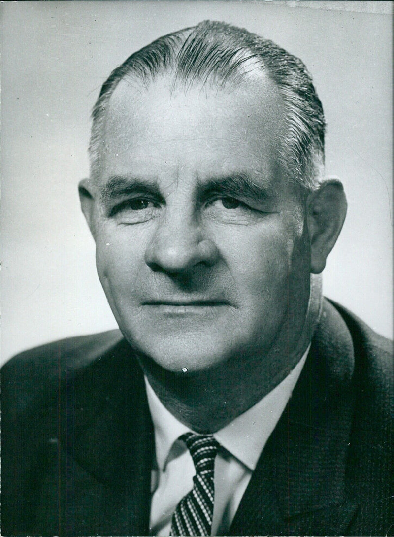 Australian Politicians: HUBERT FERDINAND OPPERMAN Minister for Transport and Shipping since 1960. - Vintage Photograph