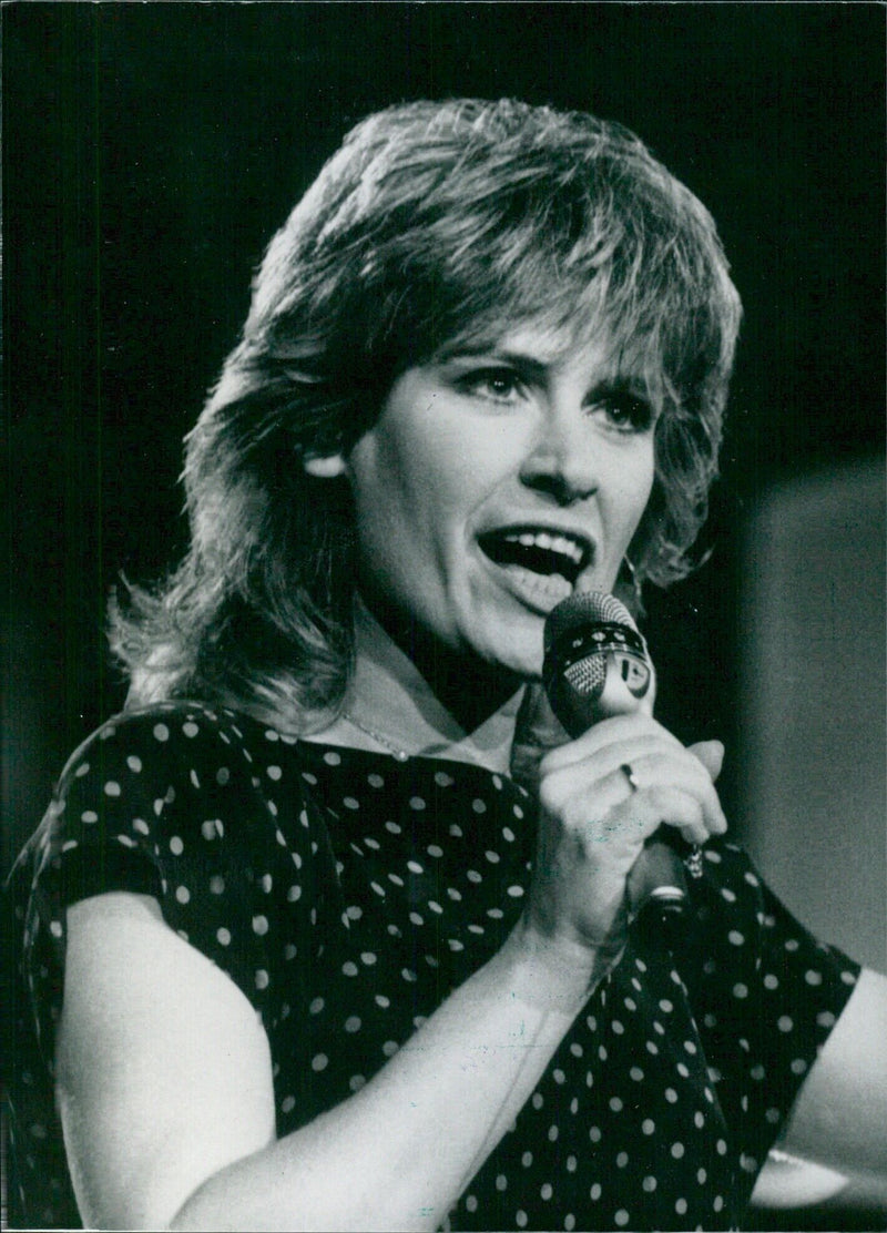 West German Singers: Mary Roos - Vintage Photograph