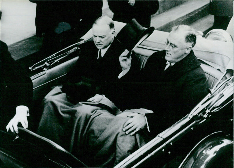 PRES. FRANKLIN DELANO ROOSEVELT & HERBERT HOOVER - Vintage Photograph