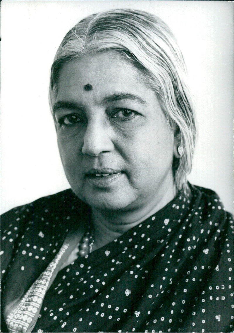 Mrs. RUKMINI DEVI ARUNDALE, Indian Politician - Vintage Photograph