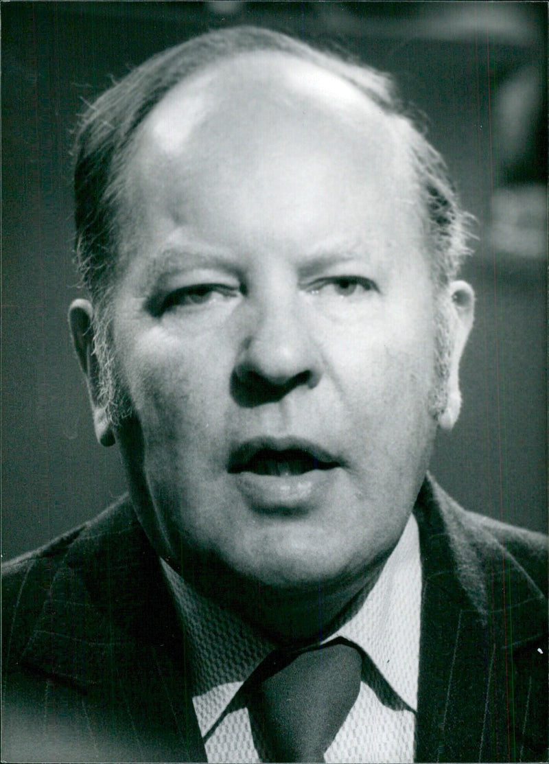 British Politicians: REG PRENTICE, M.P. OPS - Vintage Photograph