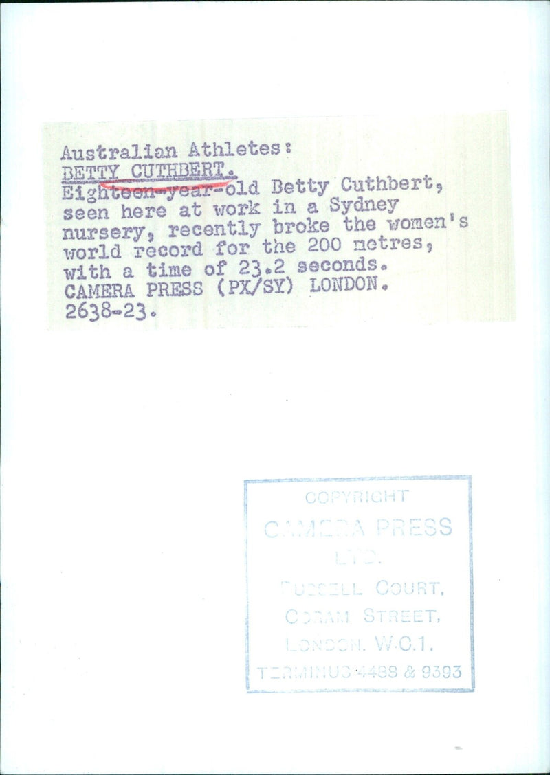 Australian Athletes: BETTY CUTHBERT - Vintage Photograph