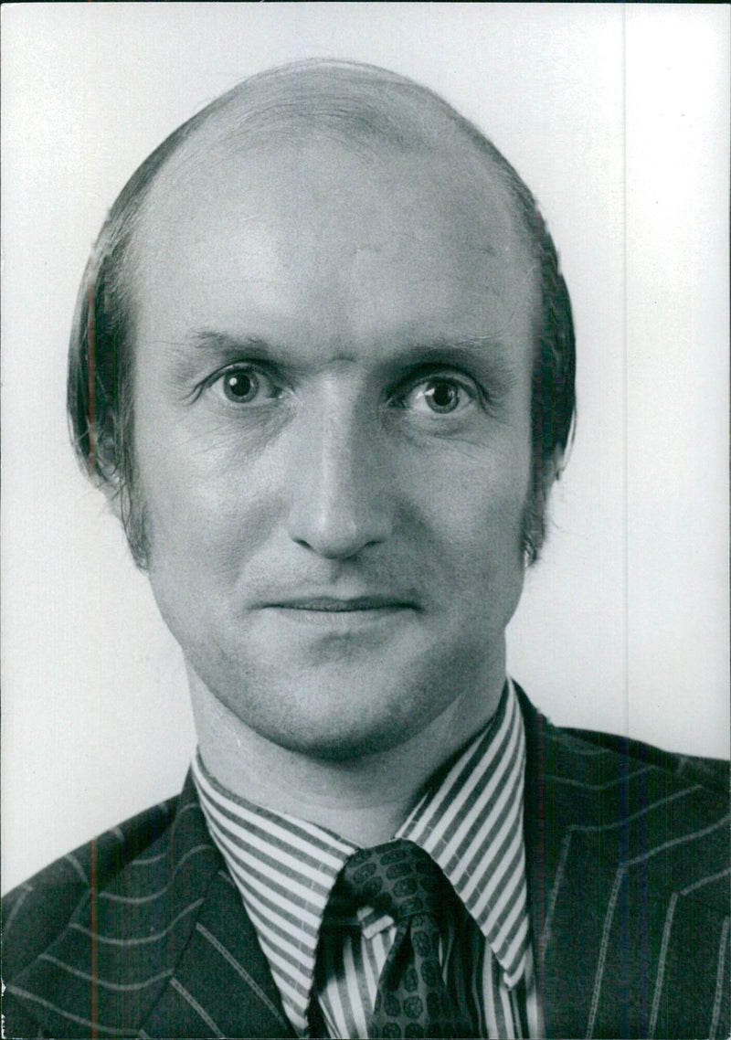 British Politicians: DONALD ANDERSON, M.P. - Vintage Photograph