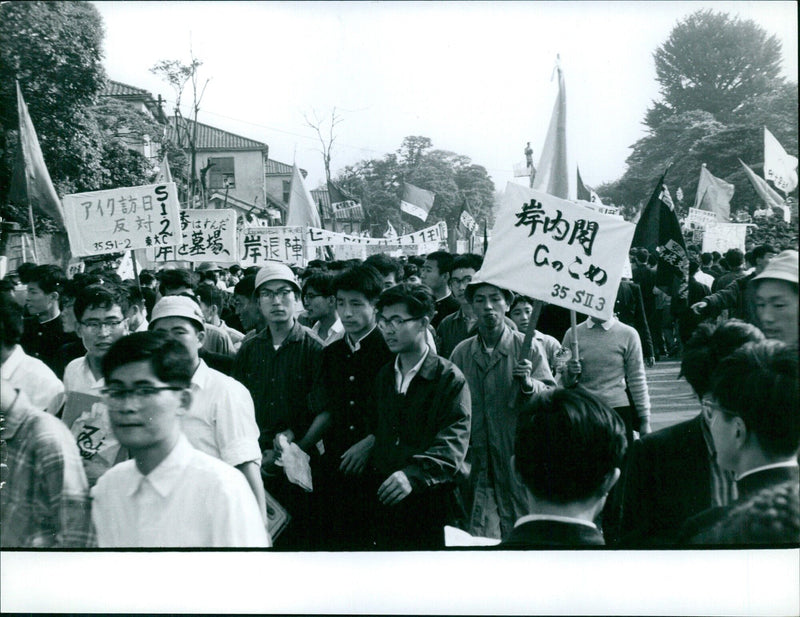 Opposition to Li's regime in Japan - Vintage Photograph