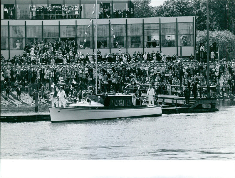 Count Henri leaving the restaurant "Langelinie navigation round the harbour in Copenhagen." - Vintage Photograph