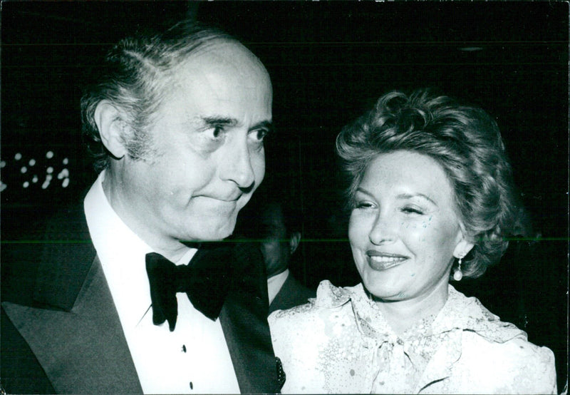 U.S. Composers: HENRY MANCINI & WIFE OPS - Vintage Photograph