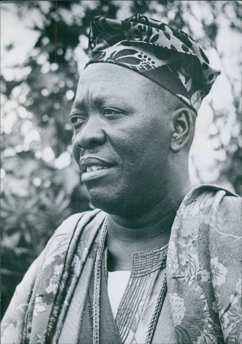 Nigerian Politicians THE HON. SIR ADESOJI ADEREMI, K.B.E., ONI OF IFE Minister without Portfolio. - Vintage Photograph