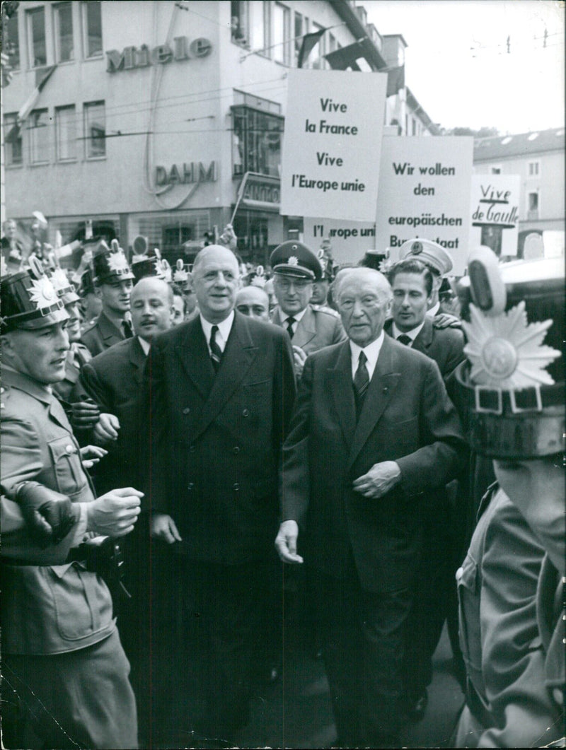 Long live France, long live united Europe - Vintage Photograph