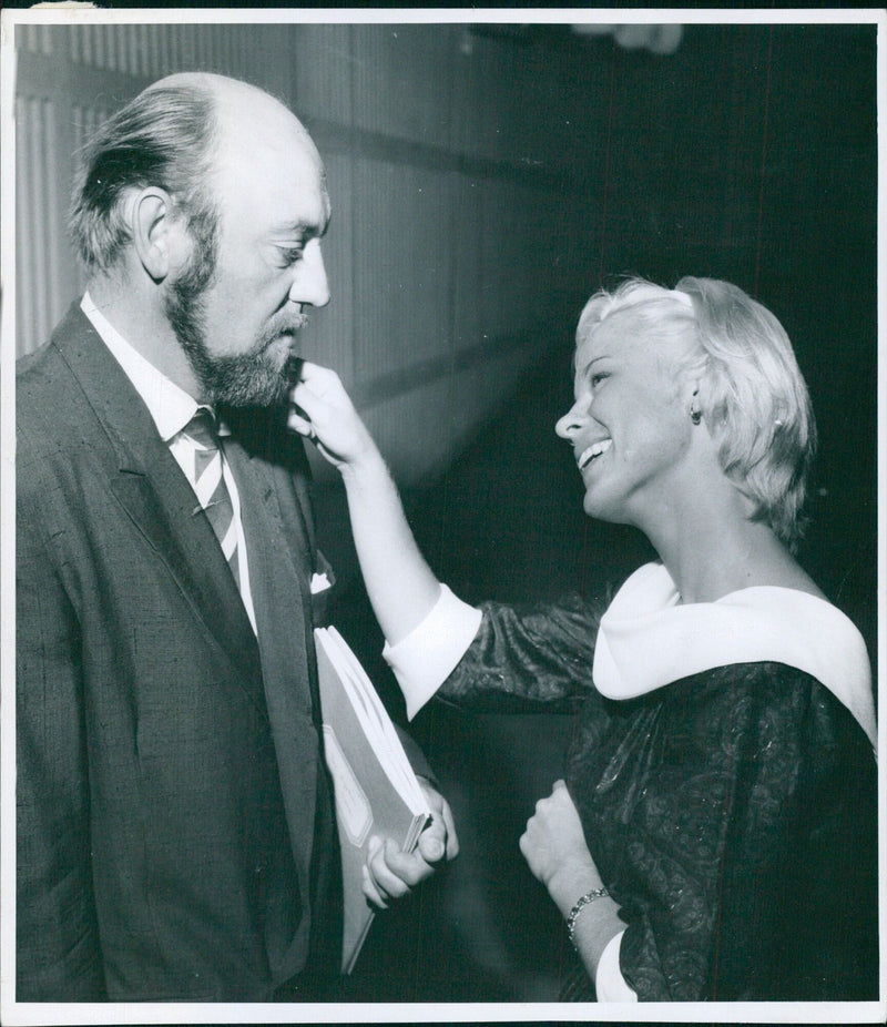 Ulf Palme's summer beard - Vintage Photograph