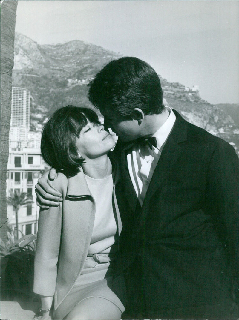 Leslie Caron and Warren Beatty - Vintage Photograph