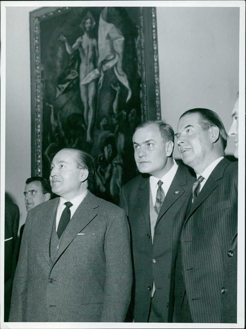 German Foreign Minister visits Prado Museum - Vintage Photograph