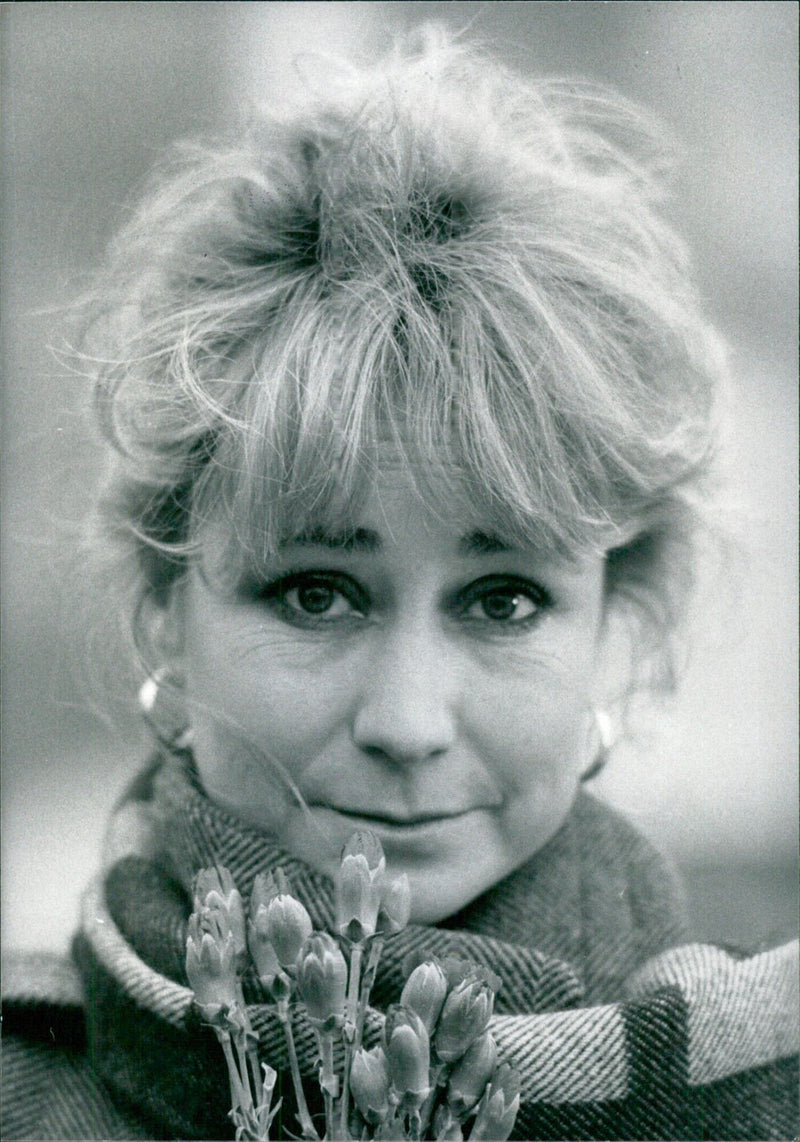 British Actresses: FELICITY KENDAL OPS - Vintage Photograph