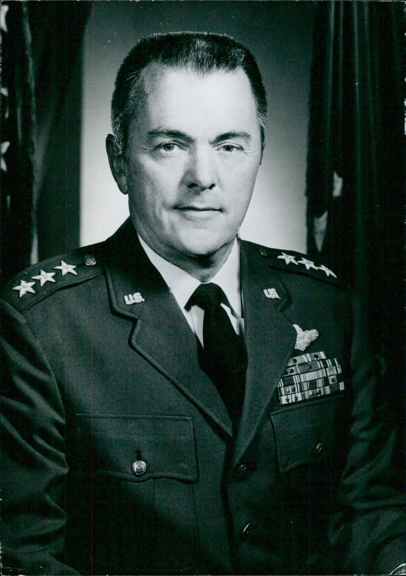 U.S. Service Chiefs: Lt.-Gen. JAMES M. KECK OPS - Vintage Photograph