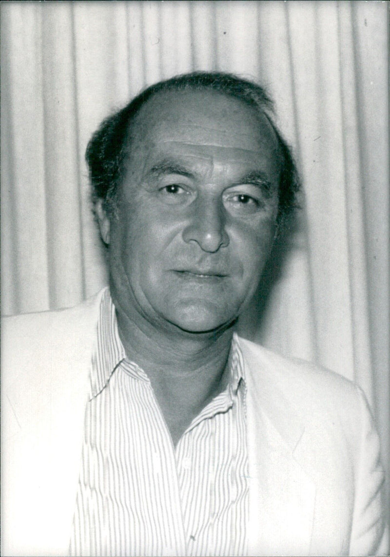 US actor Robert Loggia - Vintage Photograph