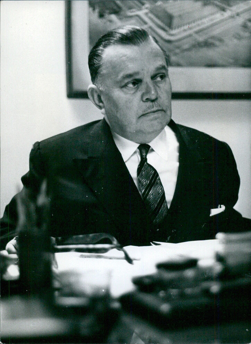 British Personalities: BILLY BUTLIN - Vintage Photograph