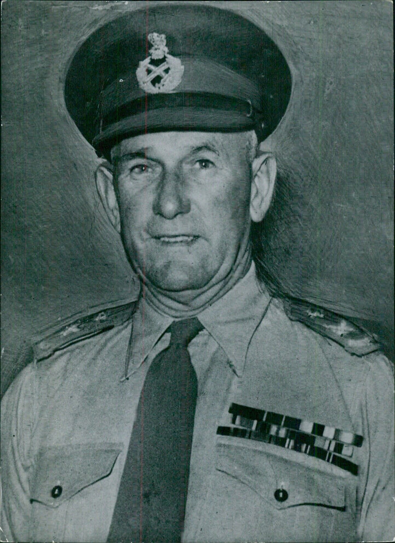 LT.GEN.W.BRIDGEFORD,C.B.,C.B.E. C.-in-C., British Commonwealth Occupation Forces, Japan; he is Australian. - Vintage Photograph