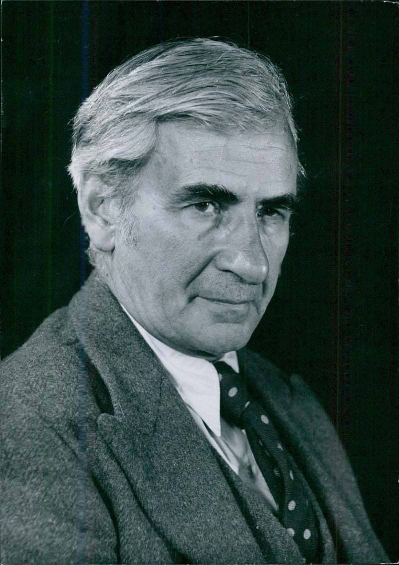 TE MADAMEN T PROF. PHILIP SARGANT FLORENCE, G.B.E., M.A., Ph.D. Professor of Commerce, University of Birmingham. - Vintage Photograph