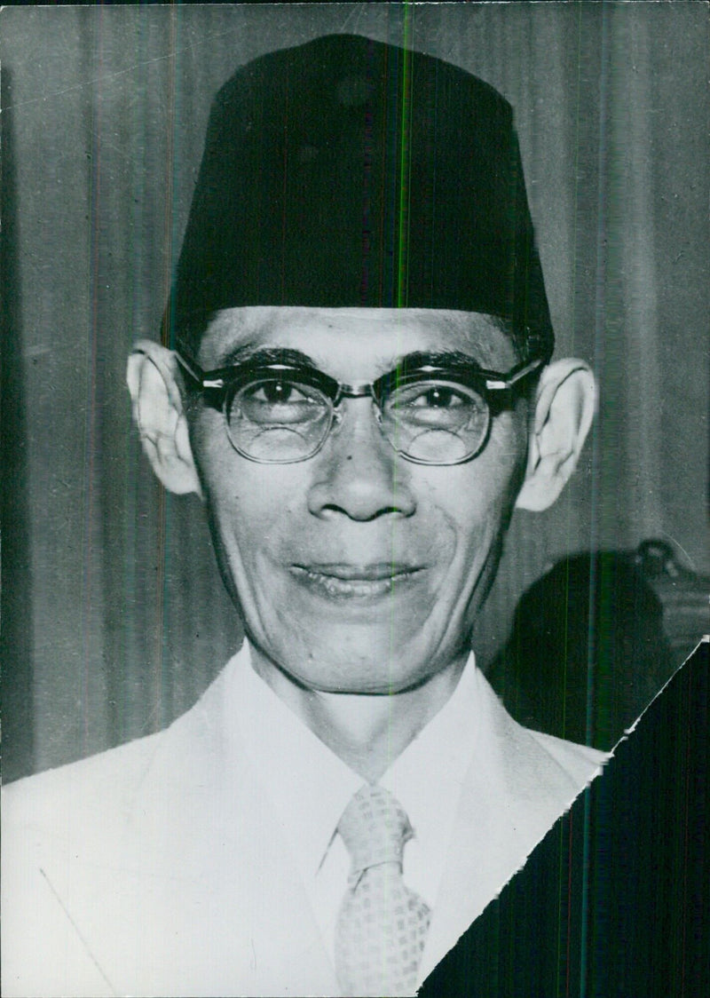 Indonesian Politicians: IPIK GANDAMANA Minister for Internal Affairs and Regional Autonomy - Vintage Photograph