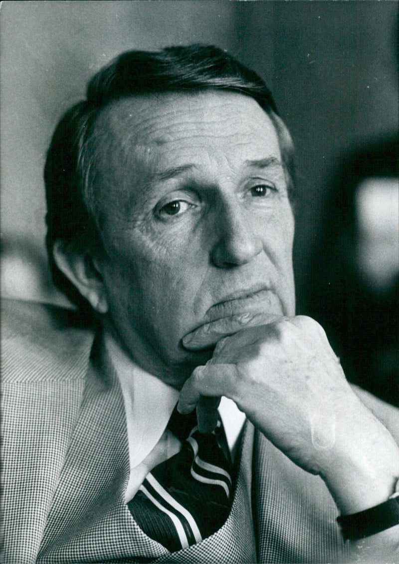 SENATOR DALE BUMPERS - Vintage Photograph