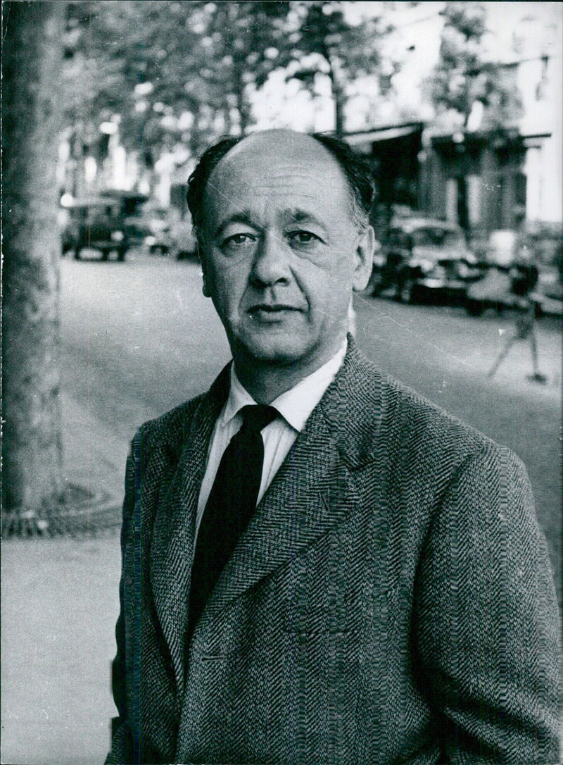 ROY FORD, Vice-President of the City of London branch of the Marine Midland Trust Company of New York - Vintage Photograph