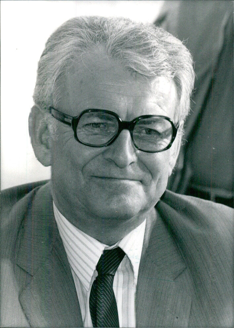 Vidoje Zarkovic, político yugoslavo - Vintage Photograph