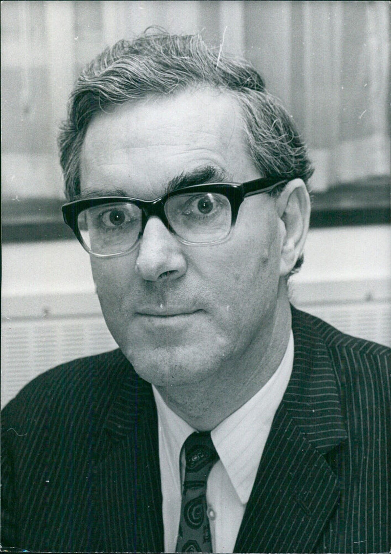 British Businessmen: ROBERT FELL, CBE Chief Executive of the London Stock Exchange (a newly created post), from 1st January 1975 - Vintage Photograph