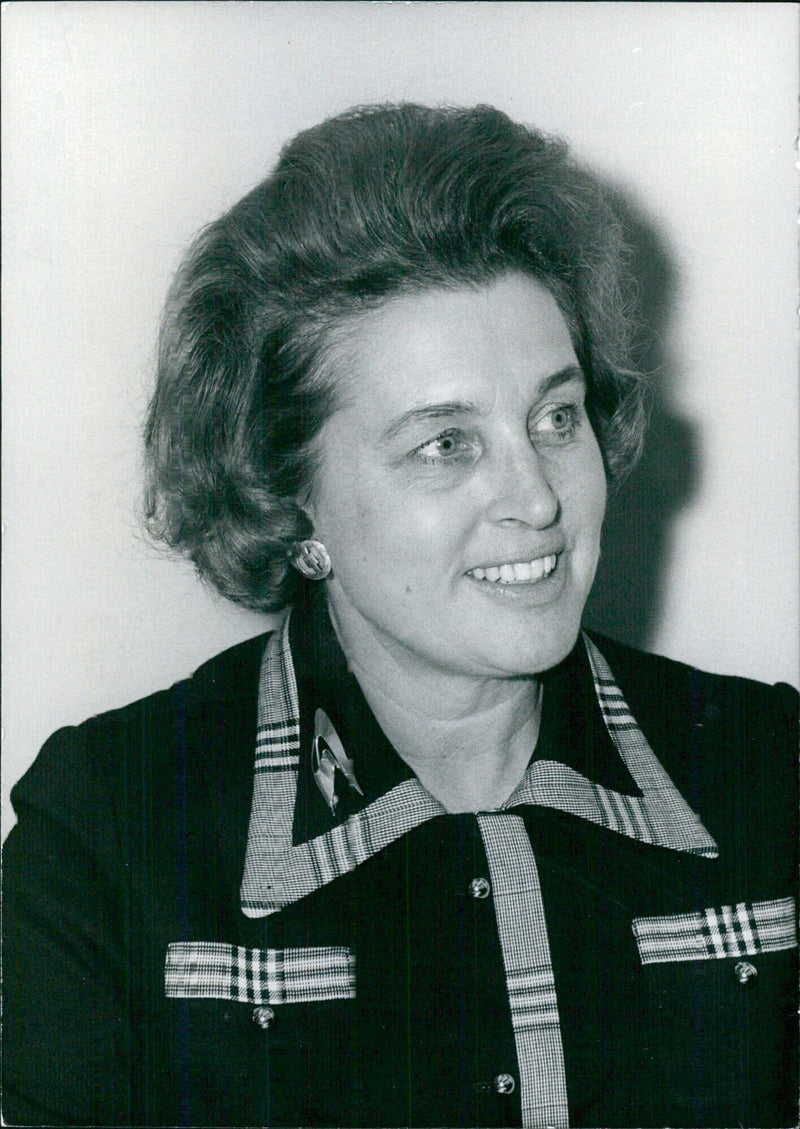 British Politician Mrs. Peggy Fenner, MP - Vintage Photograph