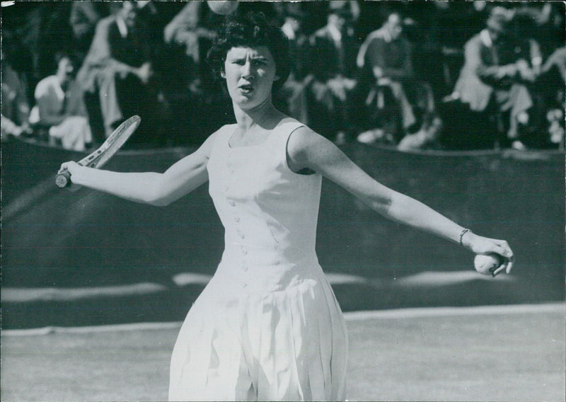 Australian Tennis Stars: FERGUSON - Vintage Photograph