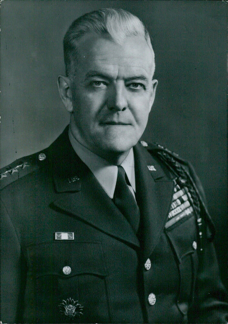 US BR American Service Chiefs: LT.GEN. ANDREW D. BRUCE Commandant, Armed Forces Staff College in Norfolk, Virginia - Vintage Photograph