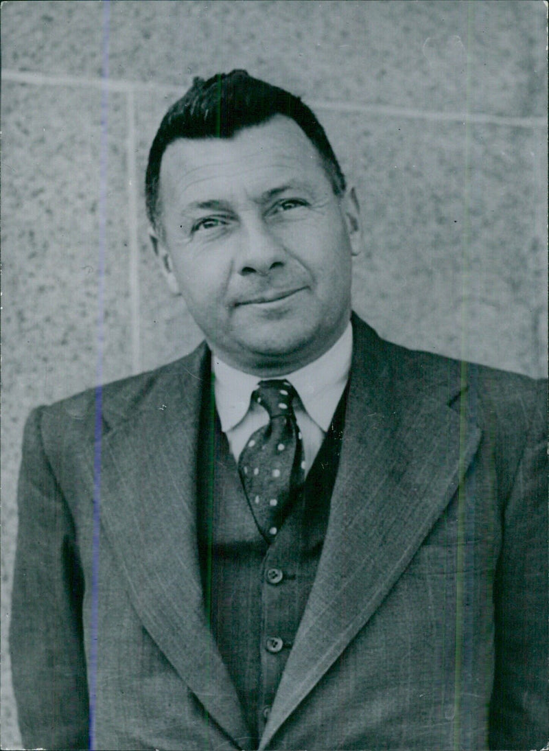 ARTHUR BUTLER, Head of Butler Air Transport of Australia - Vintage Photograph