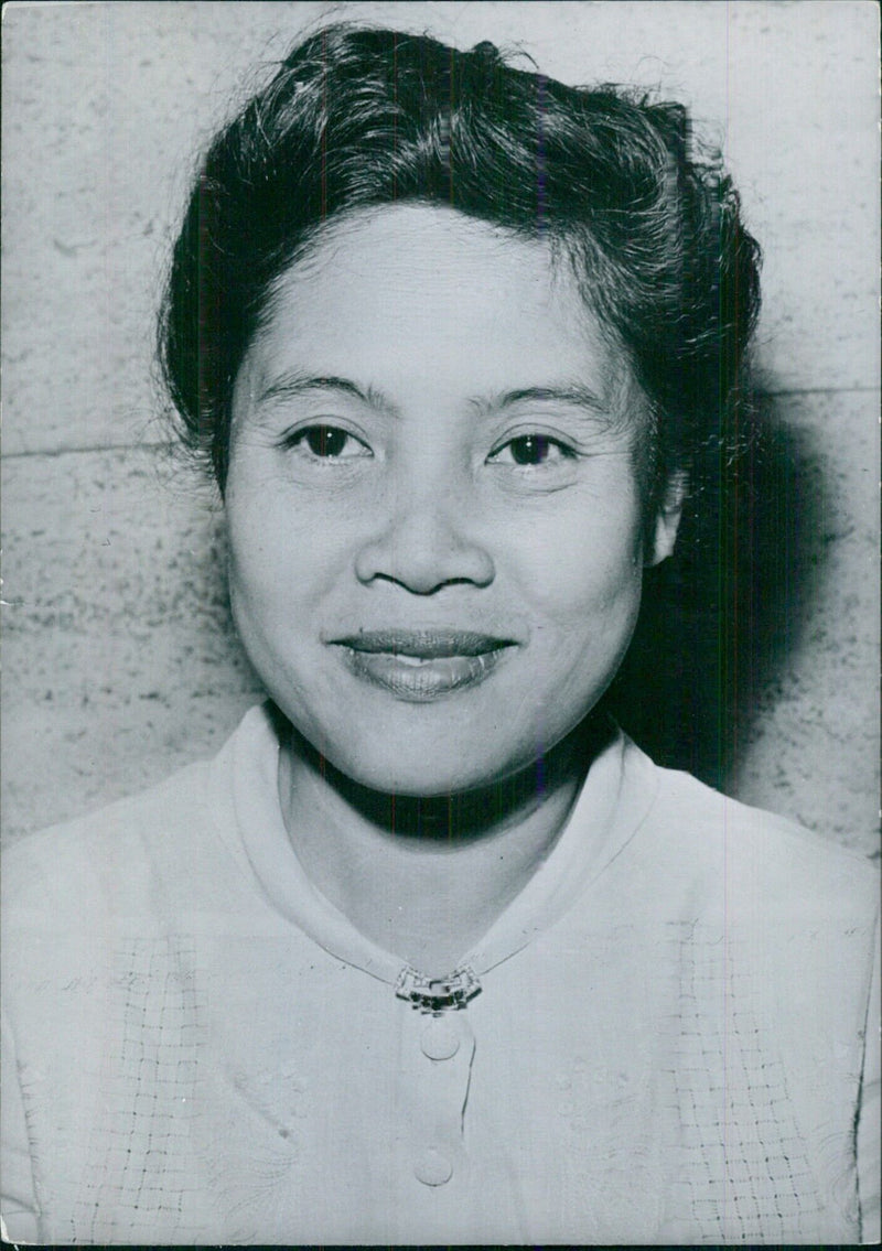 Princess Chumbhat Phong Boriphat at the International Red Cross Conference in Toronto, 1952 - Vintage Photograph