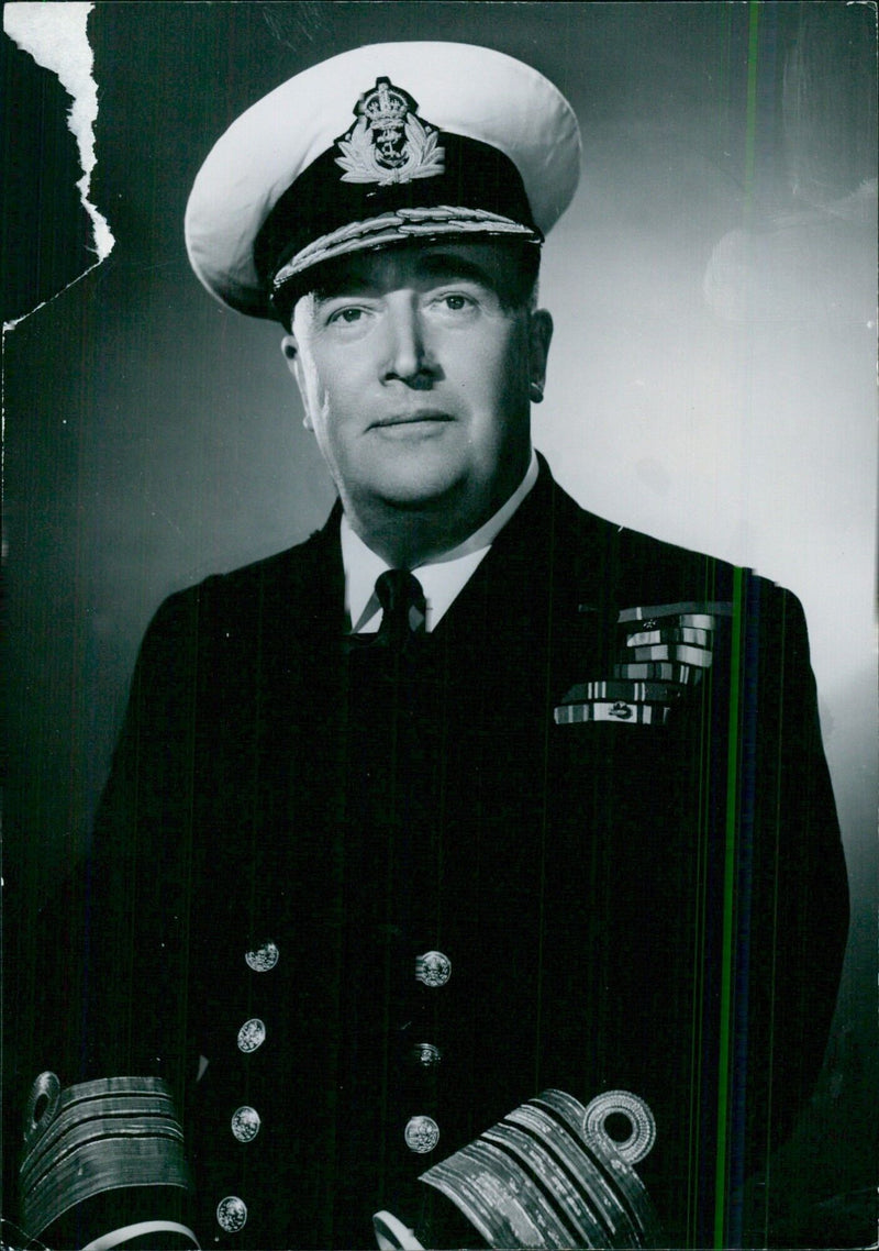 Study of Admiral Sir Robert Burnett, R.N. - Vintage Photograph