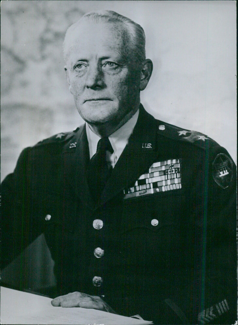 U.S. III BU American Service Chiefs: MAJ. GEN. WITHERS A. BURRESS Commanding General, U.S. 1st Army, Governor's Island, New York. - Vintage Photograph