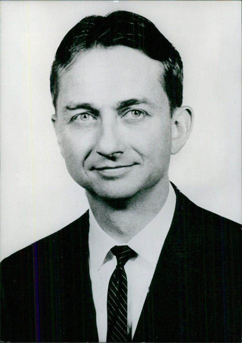 U.S. Astro-Scientists: OWEN K. GARRIOTT - Vintage Photograph