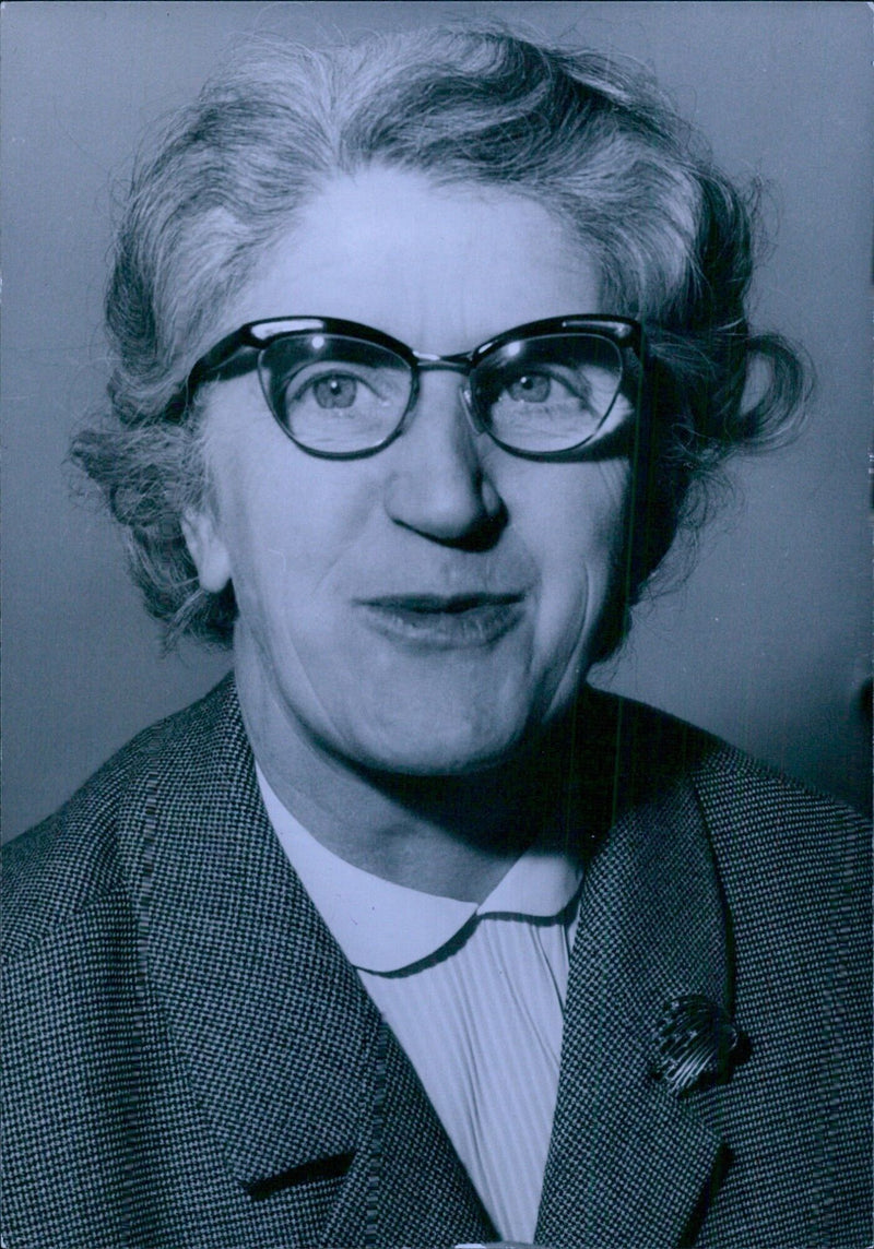 FRAU AENNE BRAUKSIEPE, Member of the Christian Democratic Union Parliamentary committee - Vintage Photograph