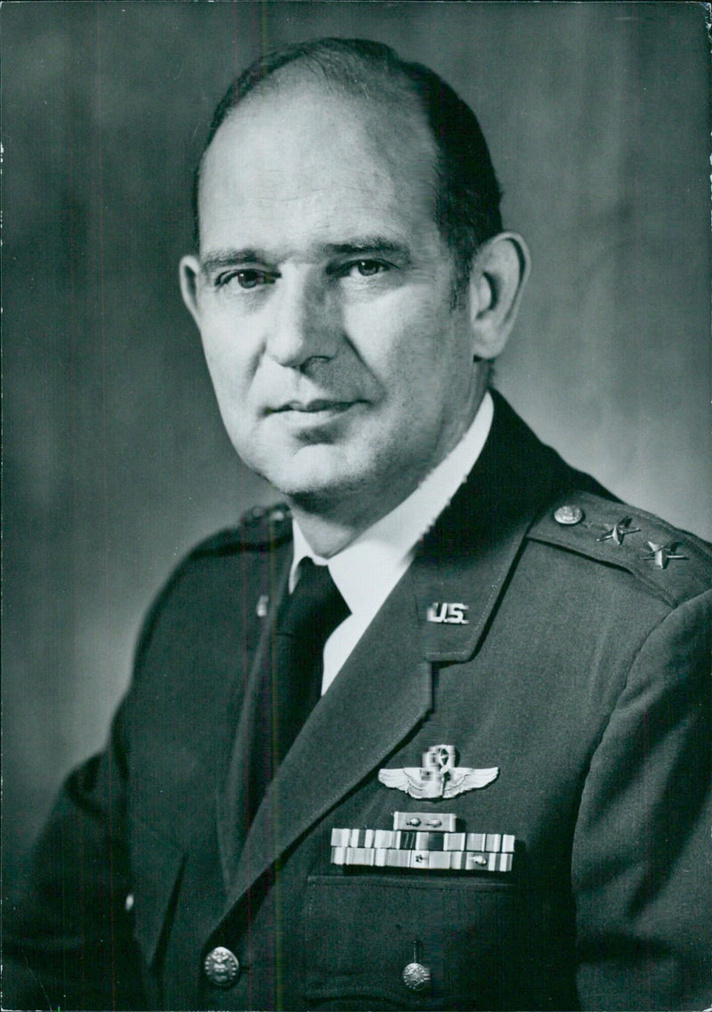 U.S. Service Chiefs: Maj. Gen. Lew Allen, Jr. - Vintage Photograph