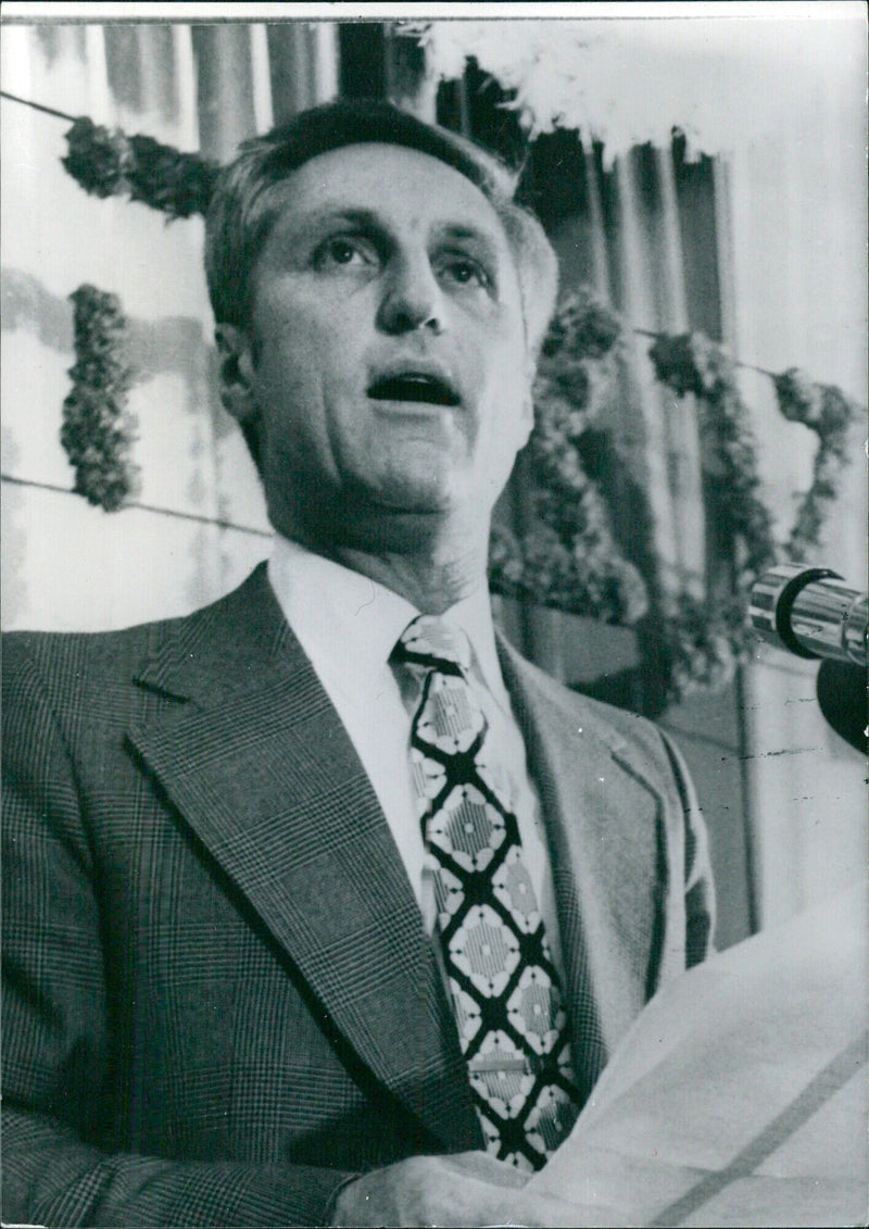 SHLOMO LAHAT, Mayor of Jerusalem - Vintage Photograph