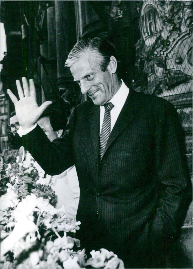 Walter Leisler Kiep, the winner of the Hamburg local elections in June 1982 - Vintage Photograph