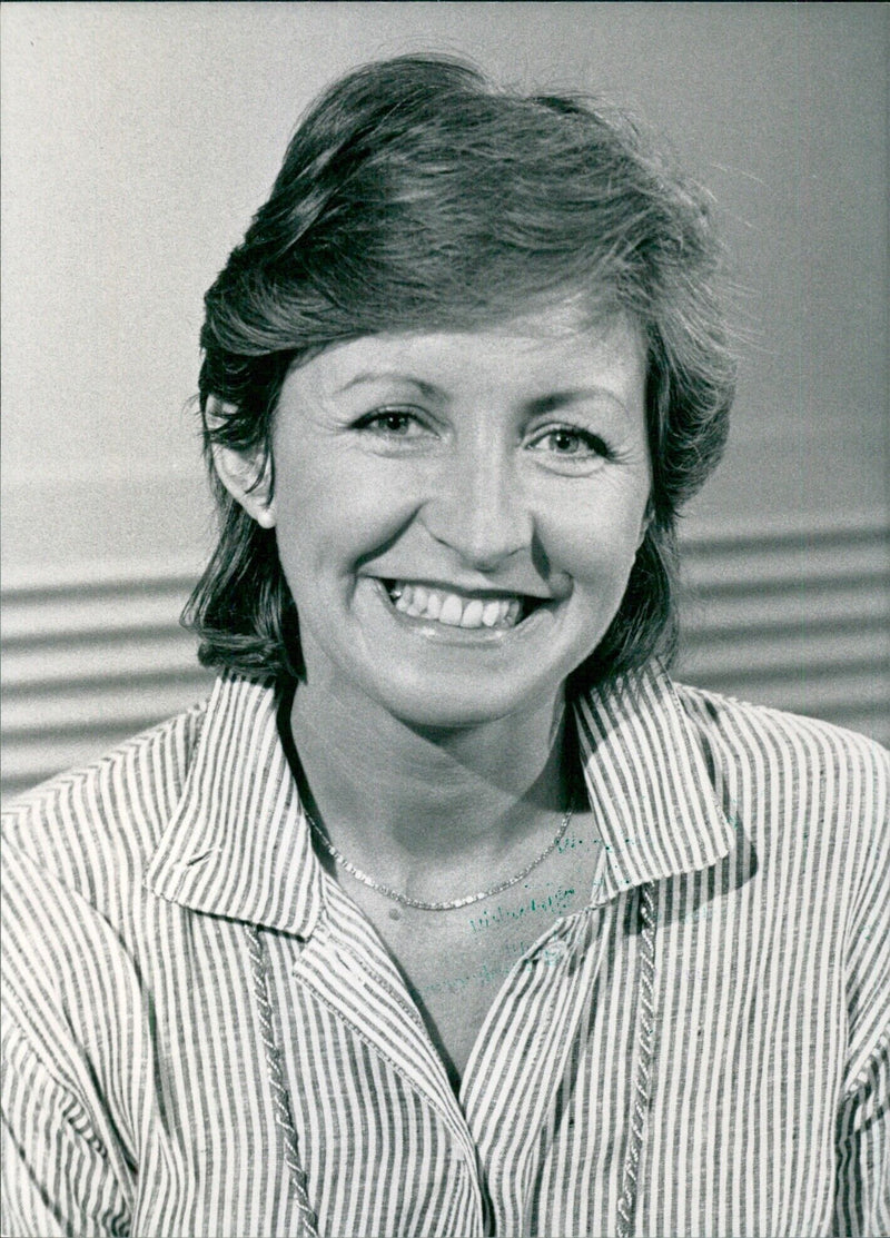 Sue Lawley, British TV Newsreader - Vintage Photograph