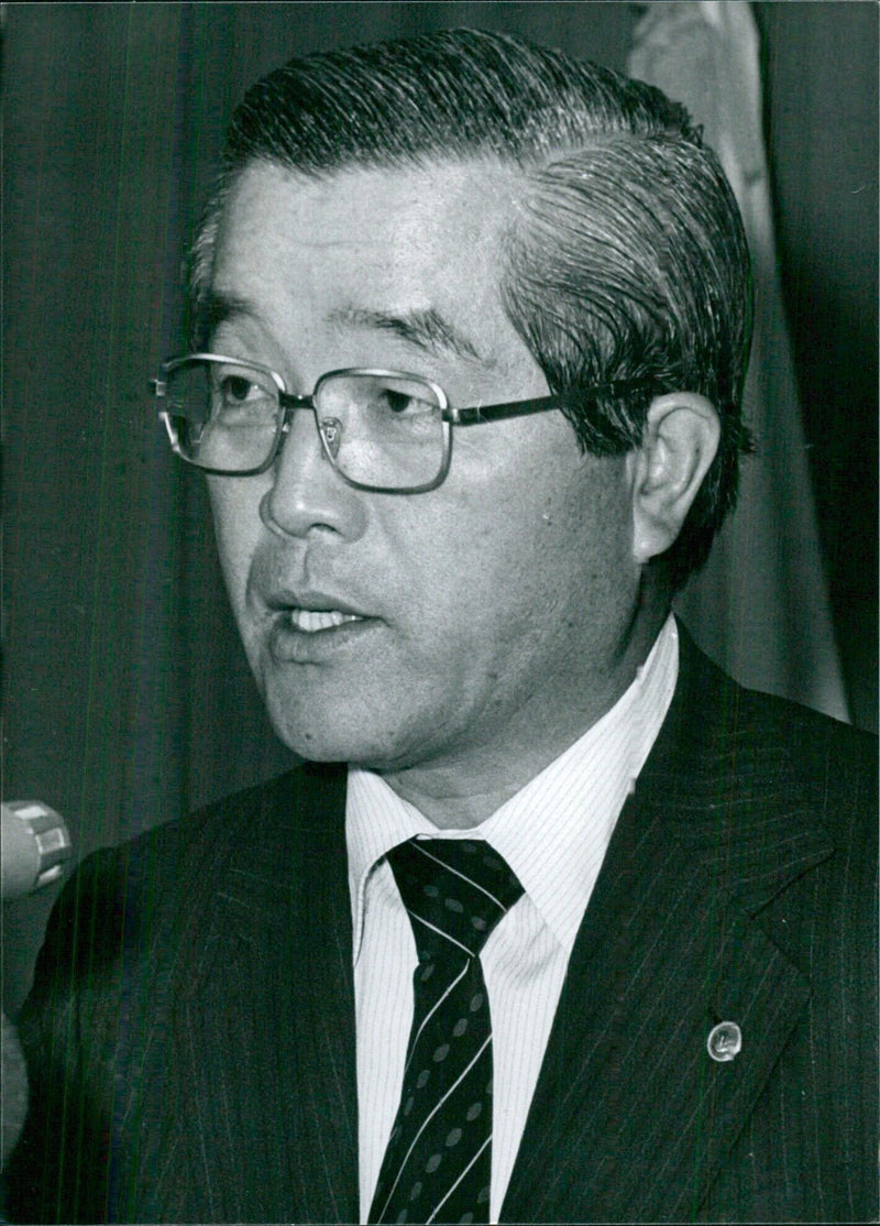 South Korean Politicians: KIM WOAN-GIE UPS - Vintage Photograph