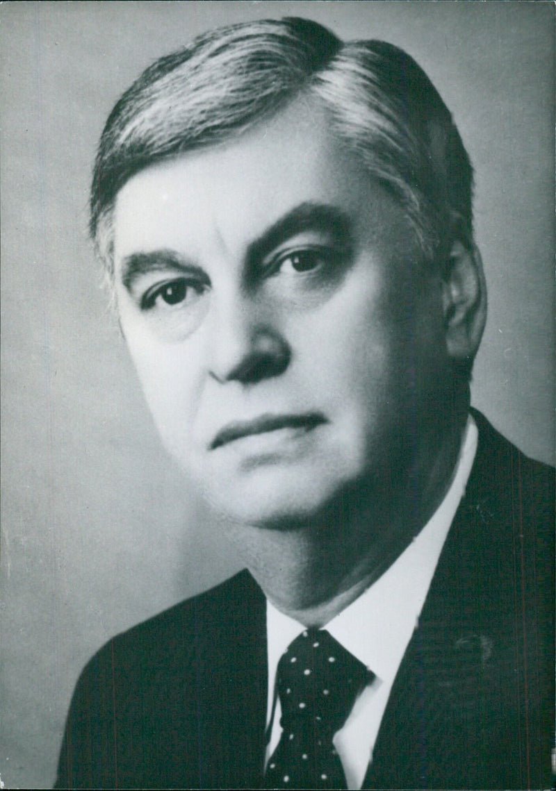 Dr. Adolfo Molina Orantes, Ministro de Relaciones Exteriores de Guatemala - Vintage Photograph