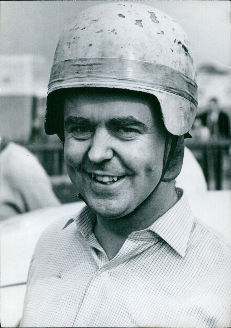 British Racing Driver: Mike Cave - Vintage Photograph