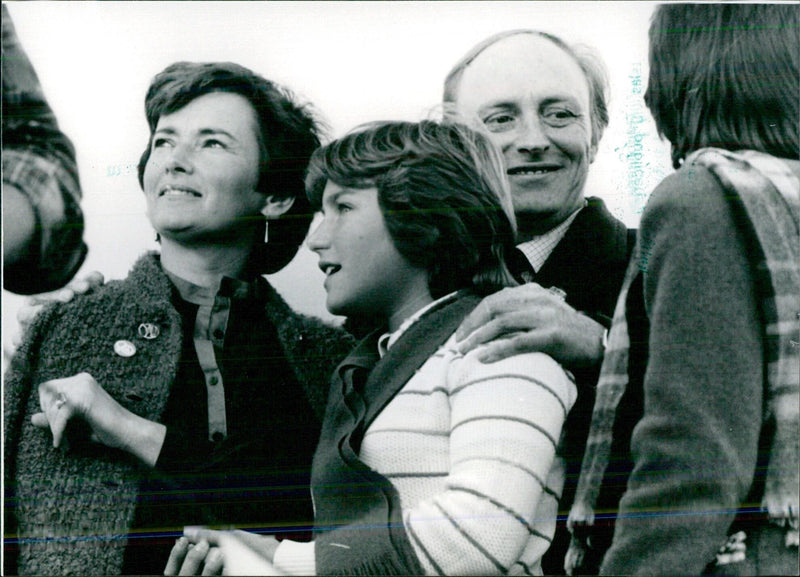 British Politicians: Neil Kinnock and Family - Vintage Photograph