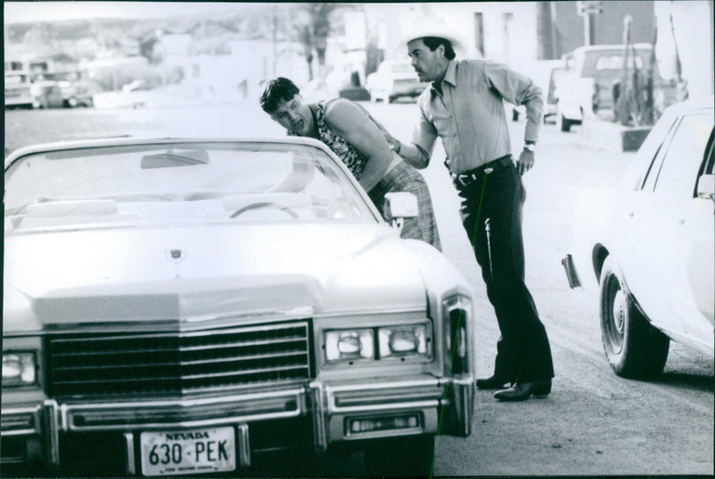 Powers Boothe seen capturing Joaquin Phoenix in U Turn. - Vintage Photograph