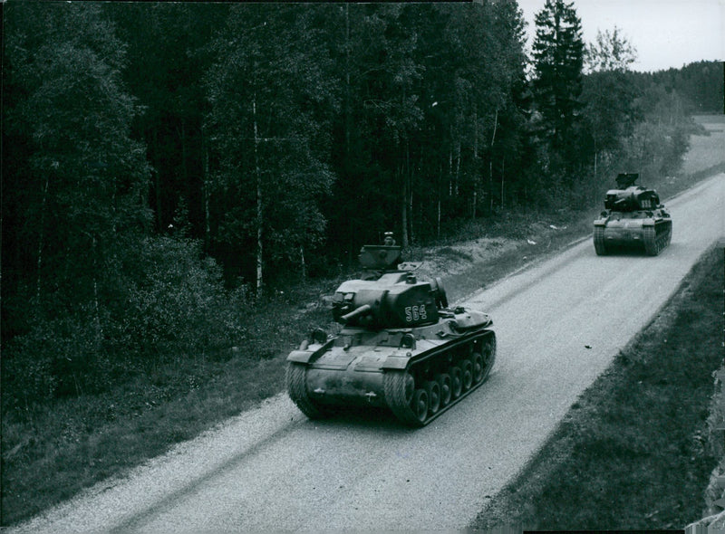 The new tank model 1942 - Vintage Photograph