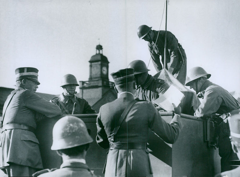 Field manuever with Prince Gustav Adolf - Vintage Photograph